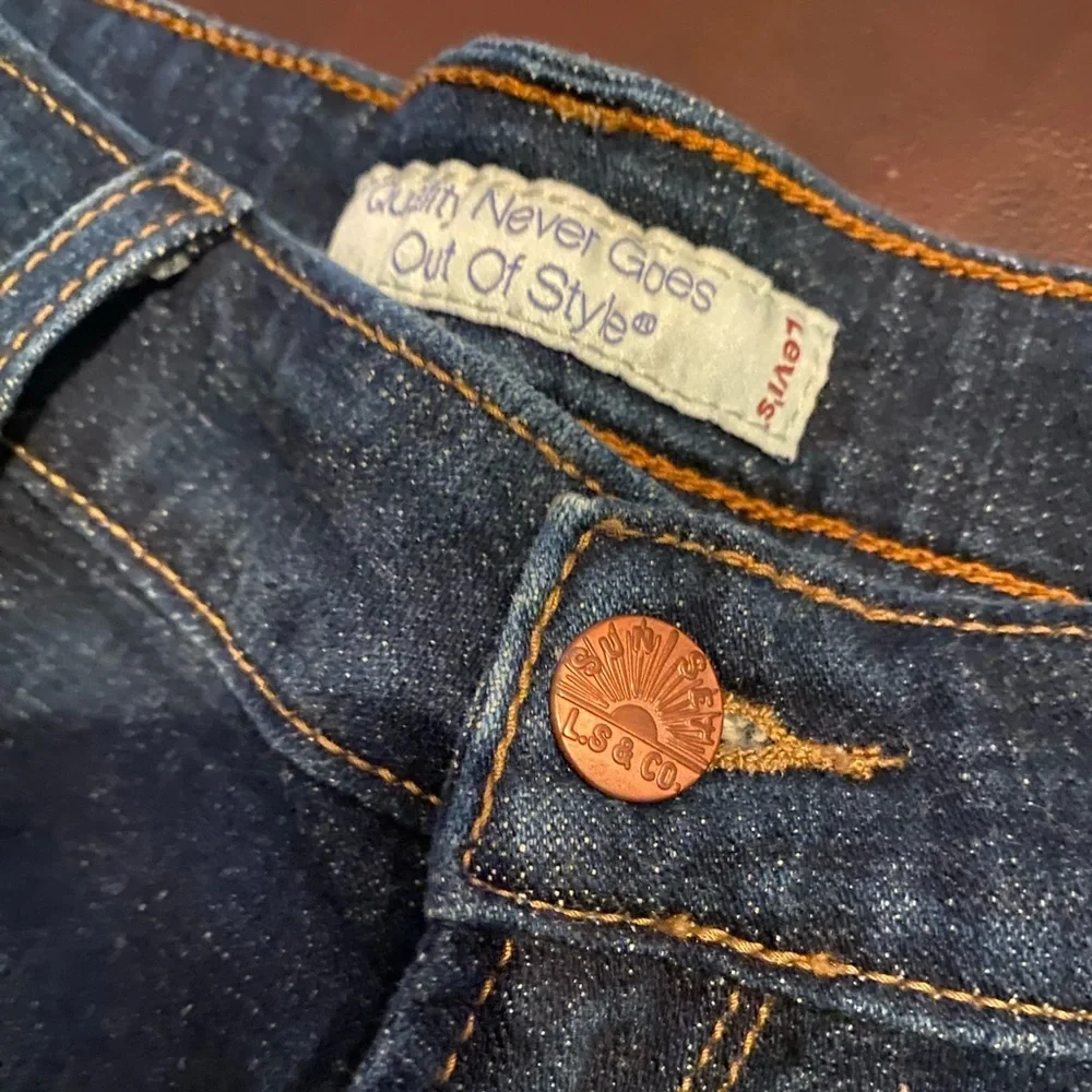 Levi’s shorts - Picture 7 of 8